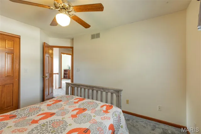 $340,000 | 912 Oakridge Drive, Maryville, IL 62062