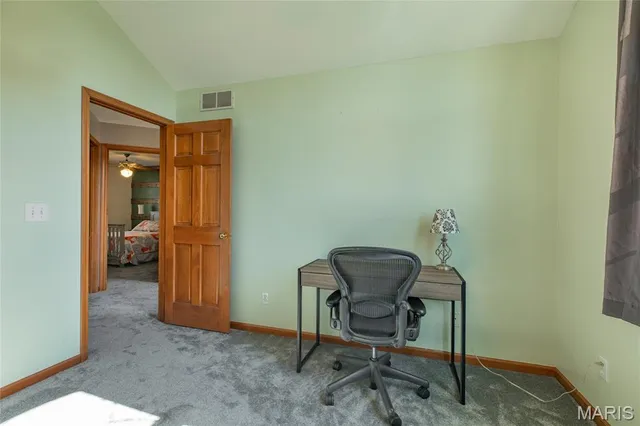 $340,000 | 912 Oakridge Drive, Maryville, IL 62062