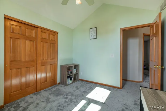 $340,000 | 912 Oakridge Drive, Maryville, IL 62062