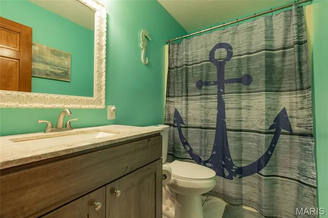 $340,000 | 912 Oakridge Drive, Maryville, IL 62062