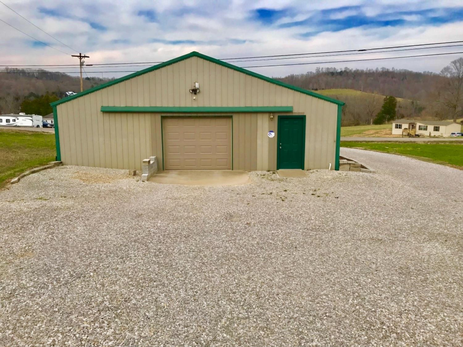 1644 Sand Springs Road Mount Vernon, KY 40456 - Photo 12 of 48 Listing Photo
