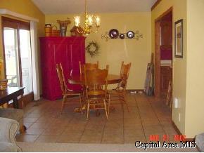 2628 Hedge Lane Road Springfield, IL 62707 - Photo 5 of 9