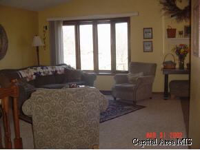 2628 Hedge Lane Road Springfield, IL 62707 - Photo 6 of 9