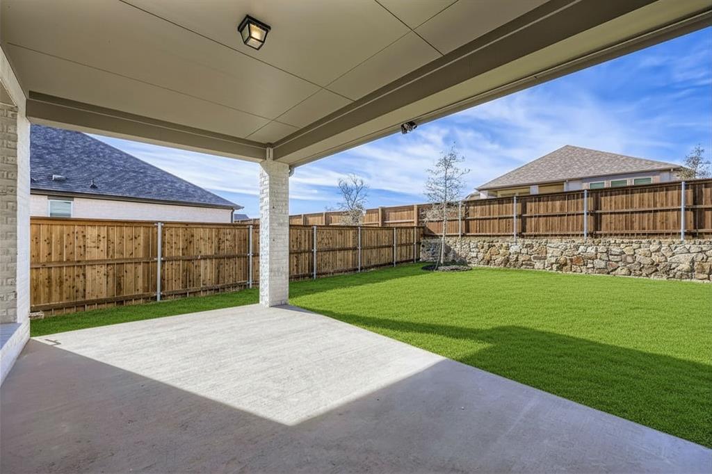 1841 Pk Vista Way Midlothian, TX 76065 - Photo 26 of 28 a view of outdoor space and yard