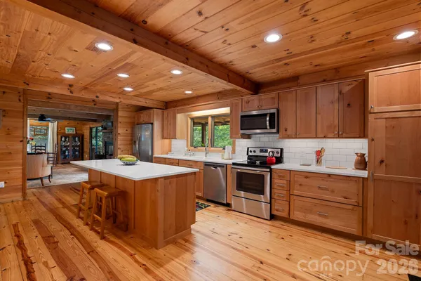 $950,000 | 150 Avondale Ridge Road, Asheville, NC 28803