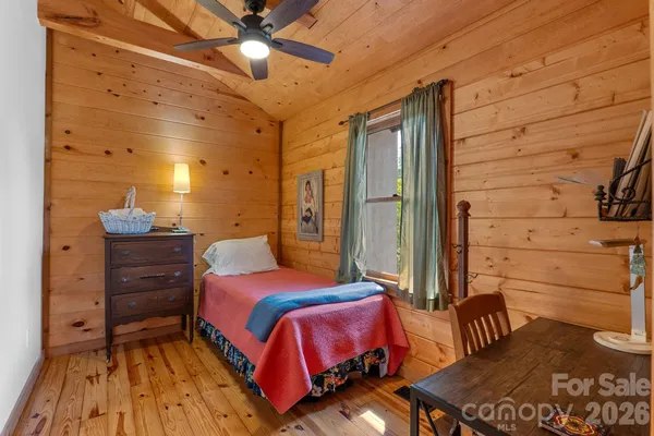 $950,000 | 150 Avondale Ridge Road, Asheville, NC 28803