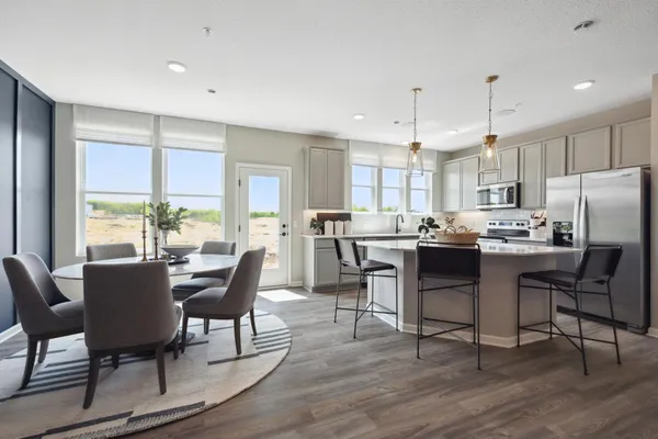 $384,990 | 17962 Genoa Drive, Lakeville, MN 55044
