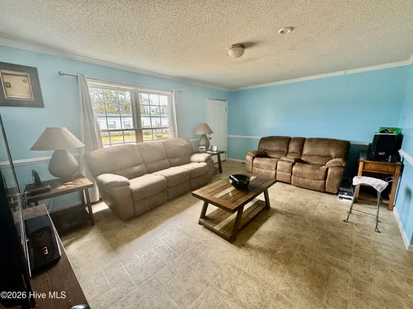 $375,000 | 102 Earl Avenue, Beaufort, NC 28516