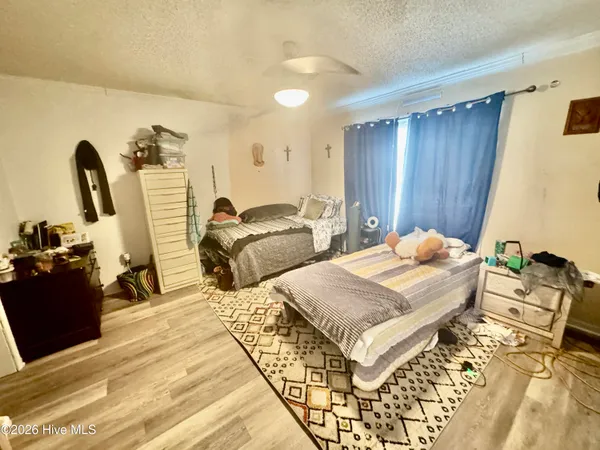 $375,000 | 102 Earl Avenue, Beaufort, NC 28516