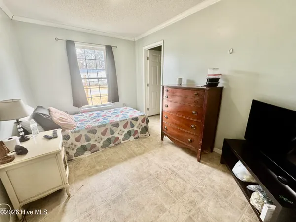 $375,000 | 102 Earl Avenue, Beaufort, NC 28516