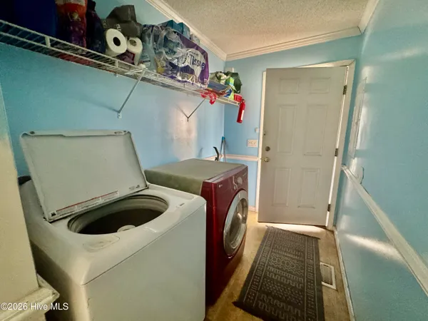 $375,000 | 102 Earl Avenue, Beaufort, NC 28516