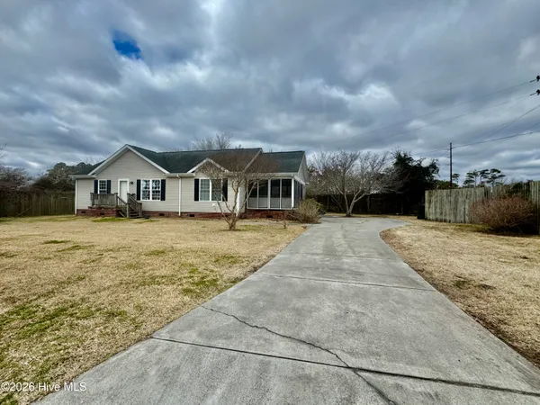 $375,000 | 102 Earl Avenue, Beaufort, NC 28516