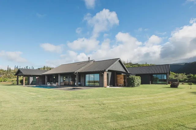 $5,825,000 | 715 Laulama Place, Lahaina, HI 96761