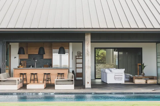 a view of entrance of the building