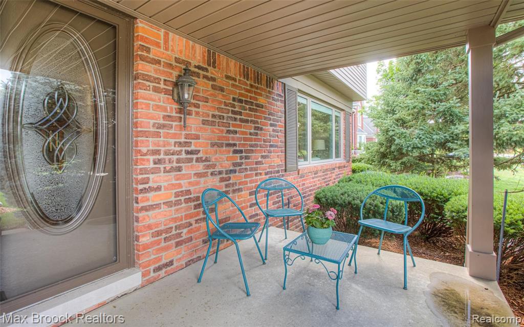 810 Langley Road Rochester Hills, MI 48309 - Photo 9 of 45
