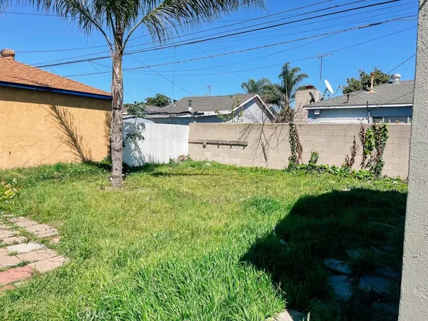 $3,600 | 15236 Atkinson Avenue, Gardena, CA 90249