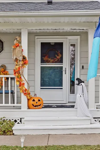 $480,000 | 15220 47th Avenue North, Plymouth, MN 55446