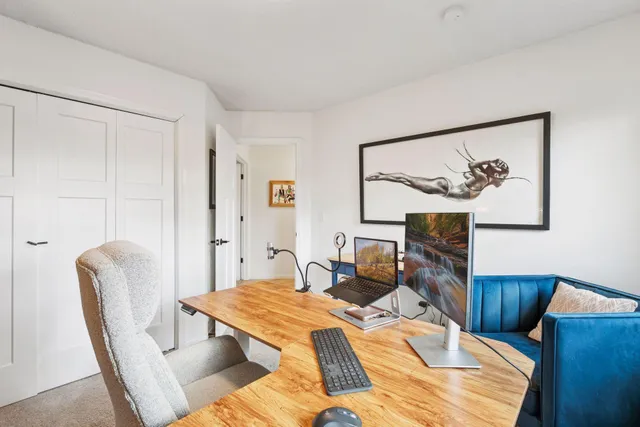 $480,000 | 15220 47th Avenue North, Plymouth, MN 55446