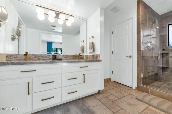 $7,995 | 6198 North 28th Place, Phoenix, AZ 85016