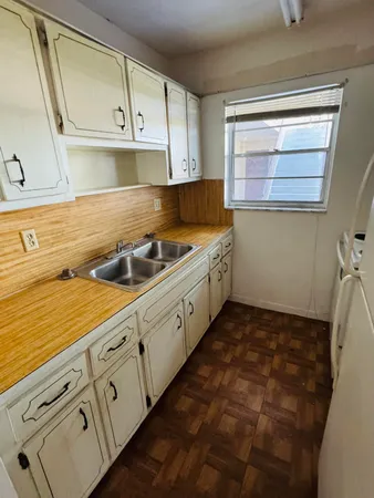 $1,500 | 606 South C Street, Unit 105, Lake Worth Beach, FL 33460