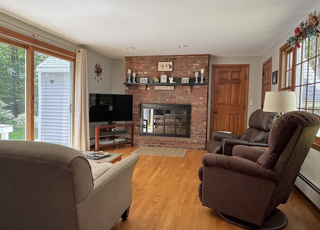 4 Riverwood Road Kingston, NH 03848 - Photo 16 of 42