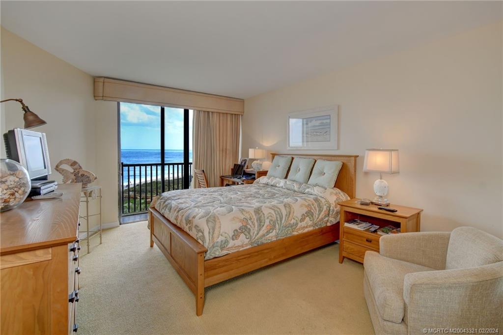 2375 Northeast Ocean Boulevard, Unit E405 Stuart, FL 34996 - Photo 19 of 58 Primary Bedroom with view