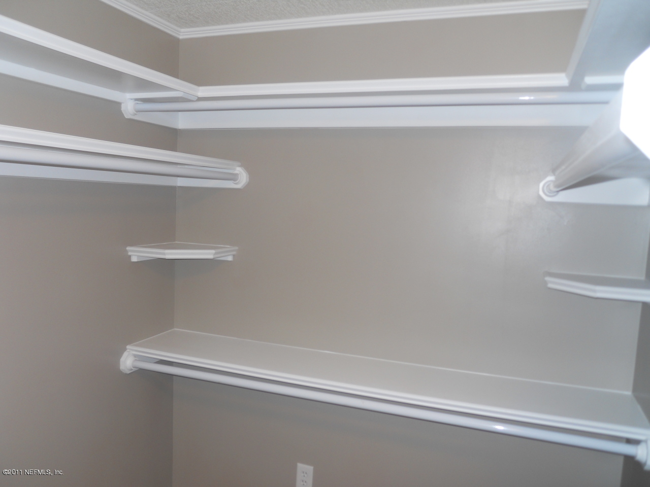 246 Alvis Road Jacksonville, FL 32220 - Photo 25 of 54 a bathroom with a small