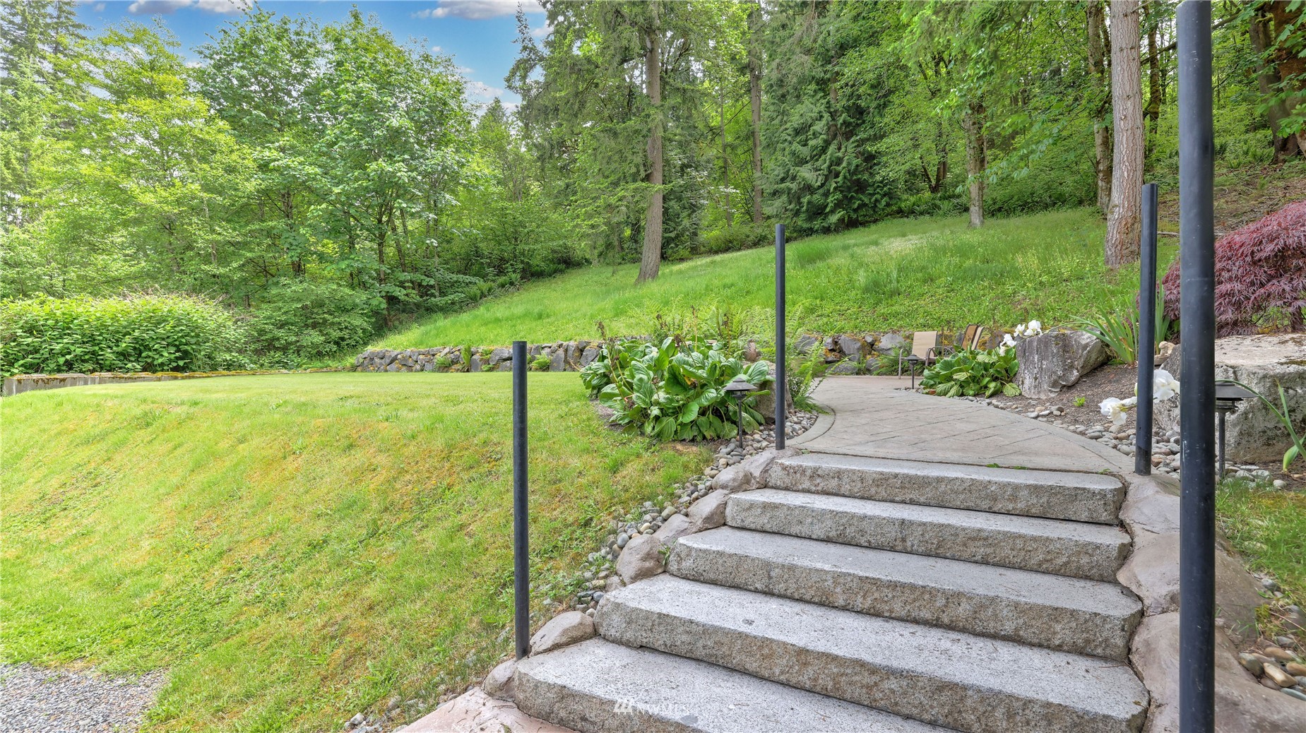 16819 Renton Issaquah Road Southeast Renton, WA 98059 - Photo 29 of 36 a view of a garden with plants