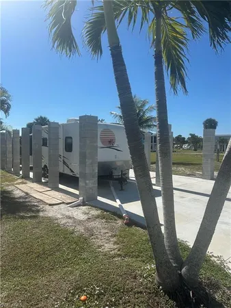 $89,999 | 13641 Knot Drive, Fort Myers, FL 33908