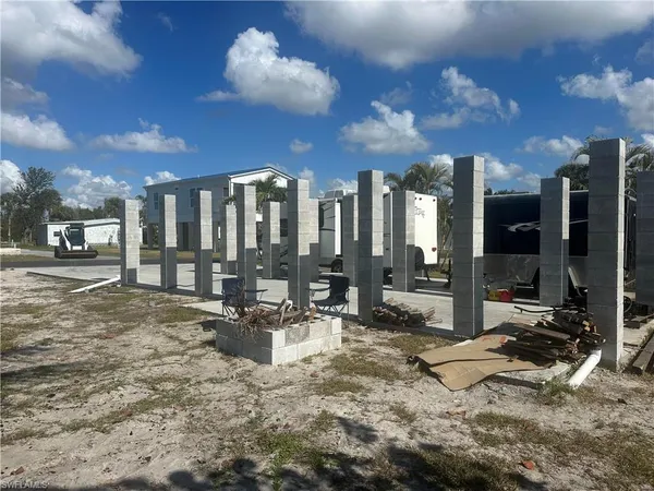 $89,999 | 13641 Knot Drive, Fort Myers, FL 33908