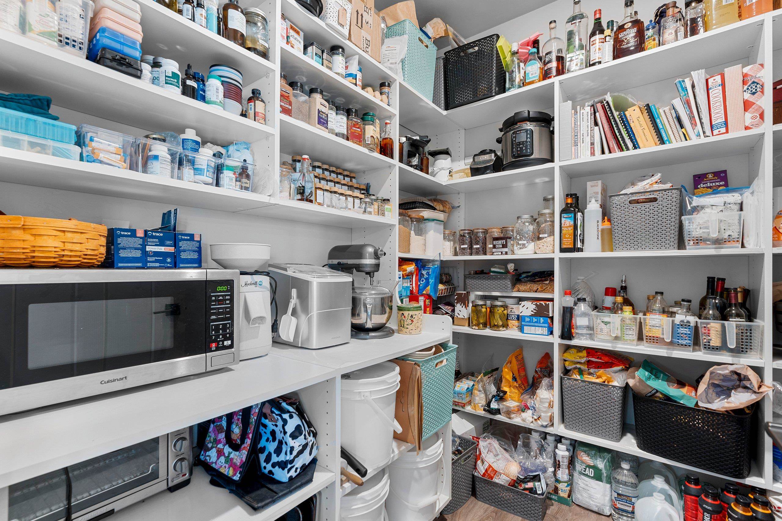 2950 East Turquoise Lane Appleton, WI 54913 - Photo 8 of 25