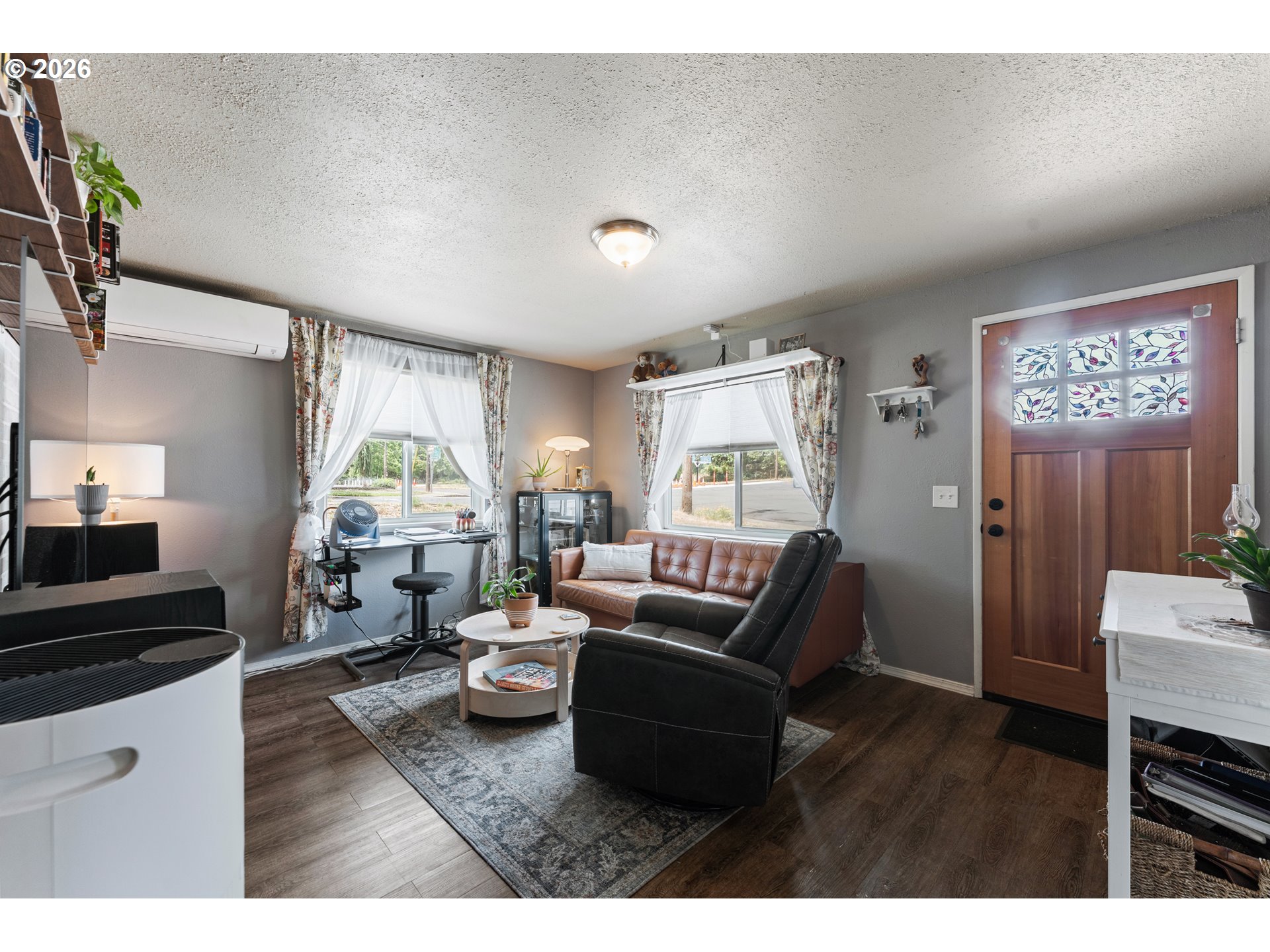297 Southwest Walnut Avenue Dallas, OR 97338 - Photo 4 of 21 Gallery Image 4