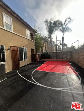 $5,000 | 3630 Medici Lane, Inglewood, CA 90305