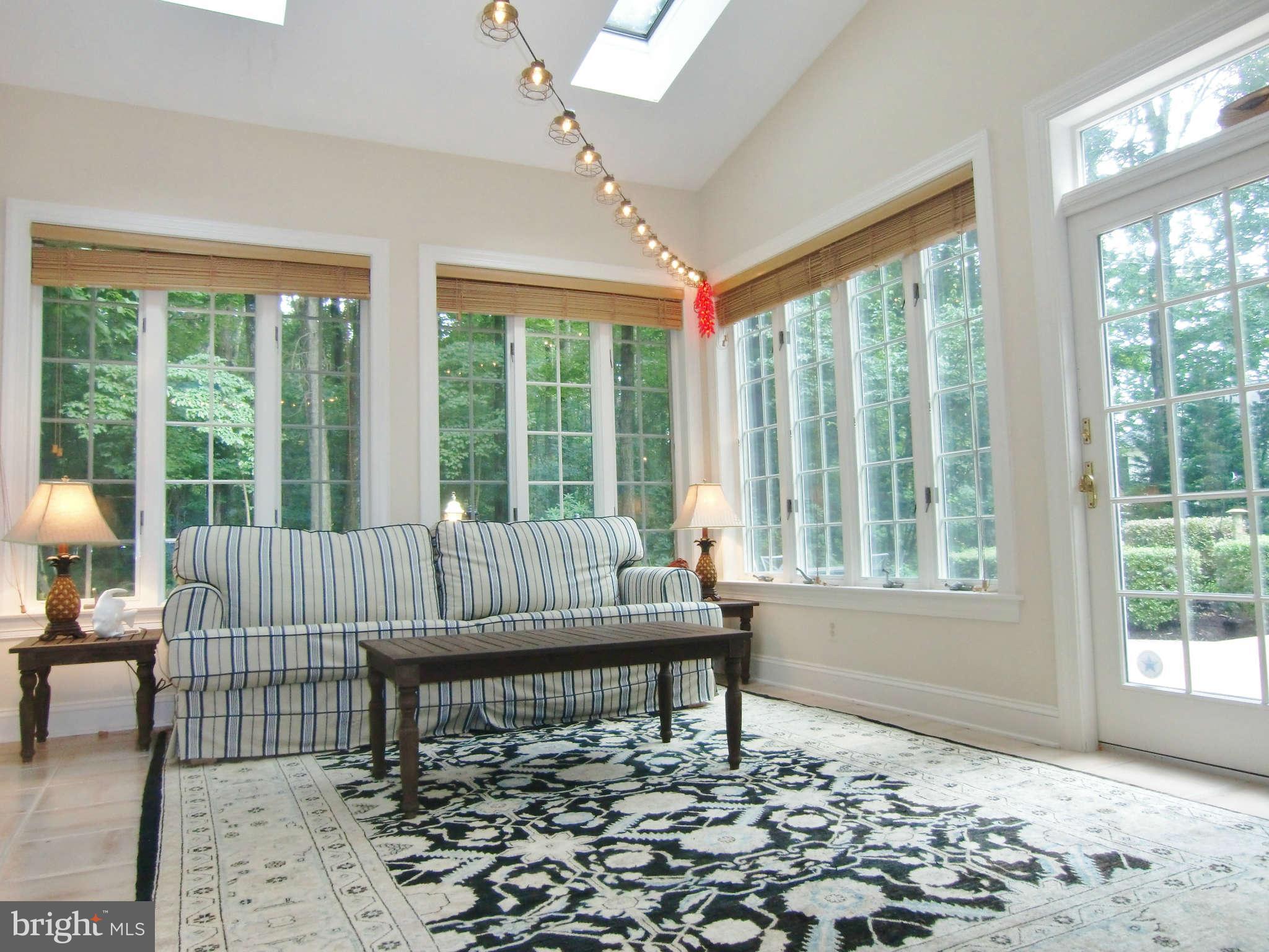 14407 Katie Road Phoenix, MD 21131 - Photo 3 of 30 Interior General