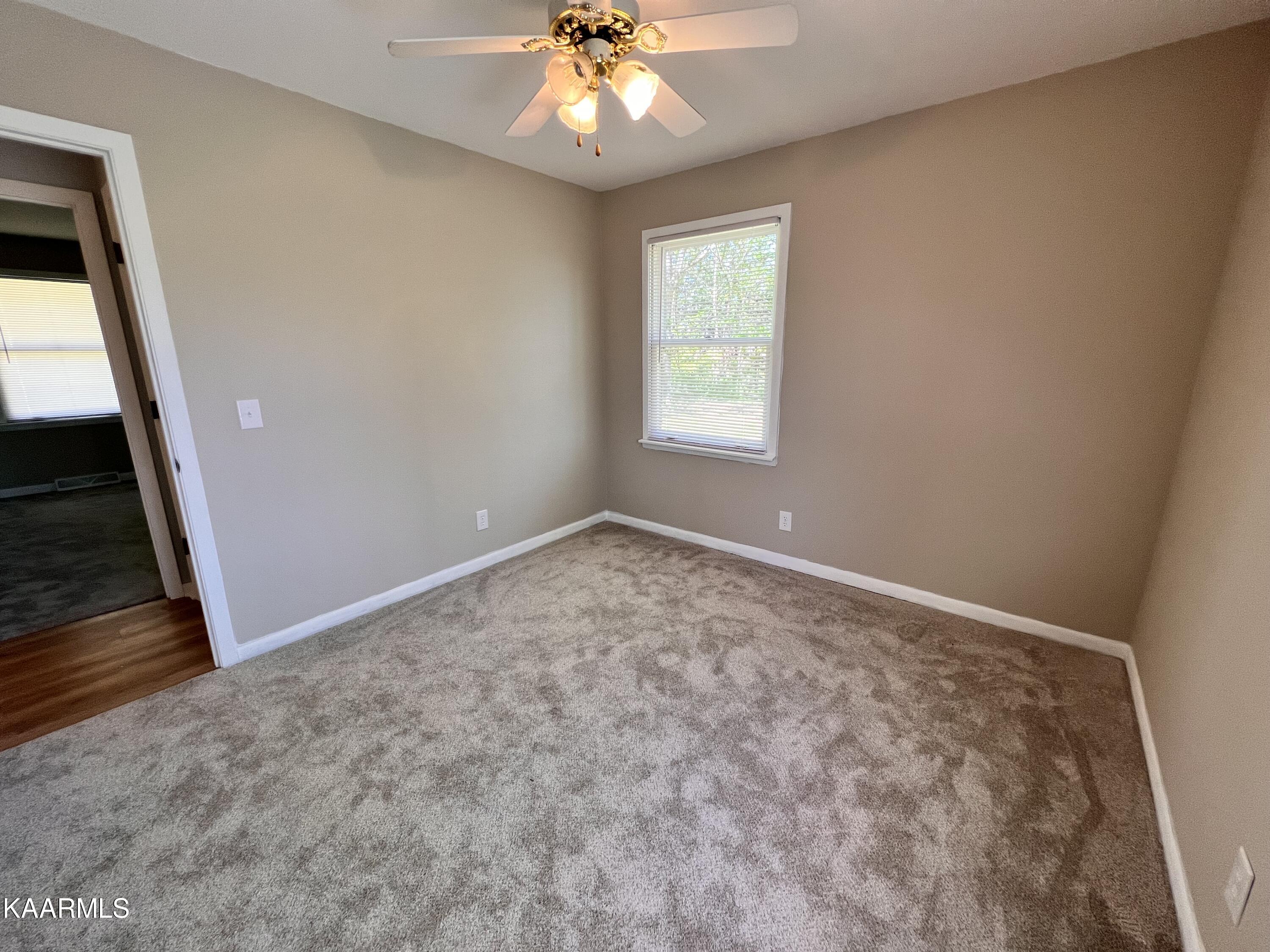 9515 West Emory Road Knoxville, TN 37931 - Photo 13 of 27 Bedroom 2