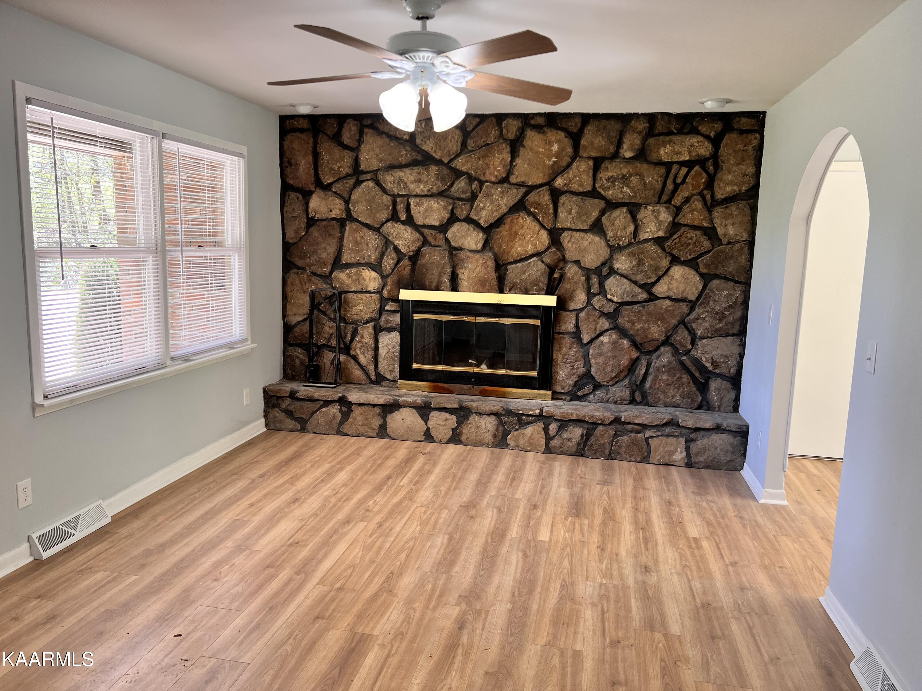 9515 West Emory Road Knoxville, TN 37931 - Photo 3 of 27 Woodburning Fireplace