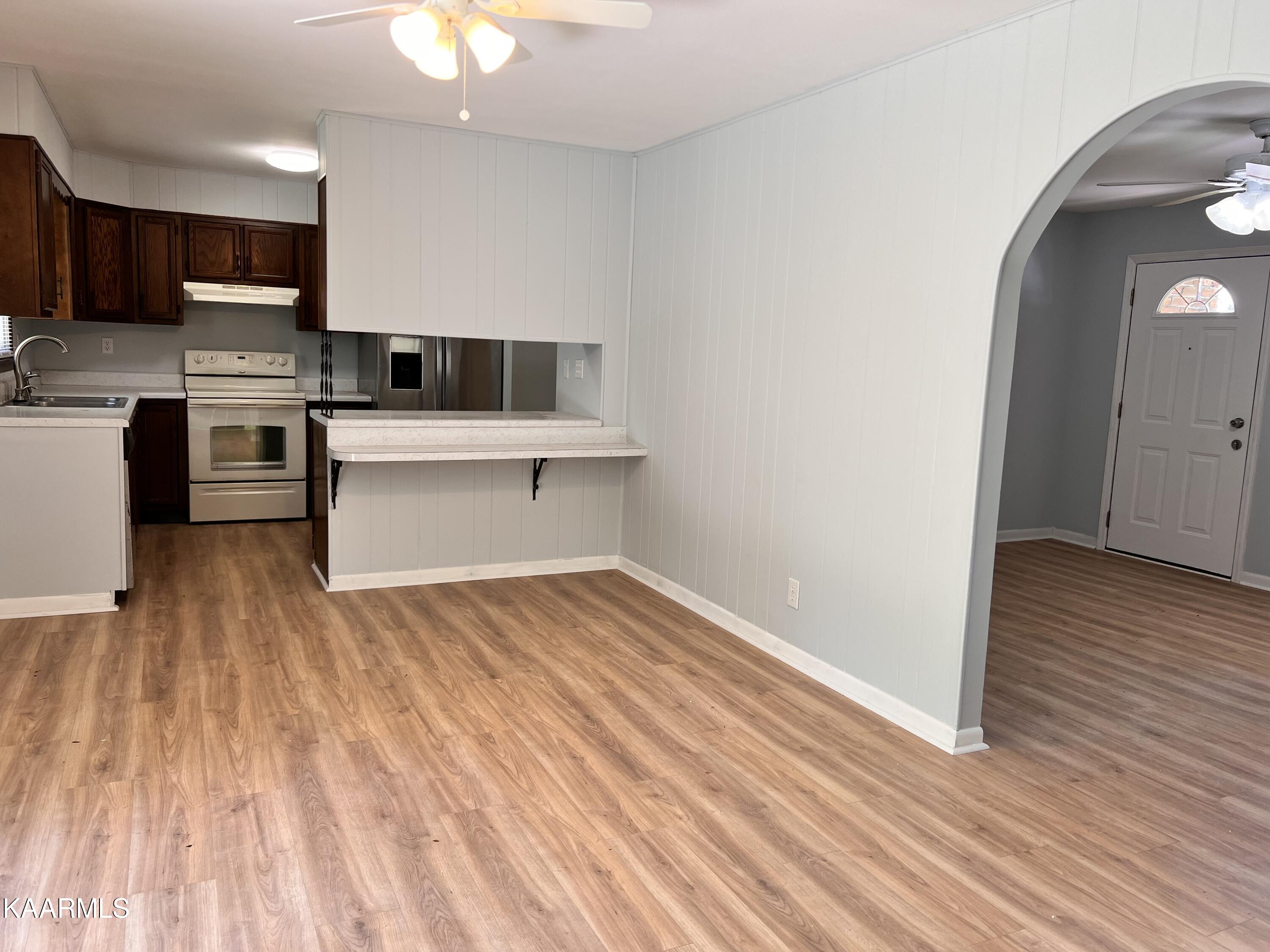 9515 West Emory Road Knoxville, TN 37931 - Photo 4 of 27 Dining & Kitchen