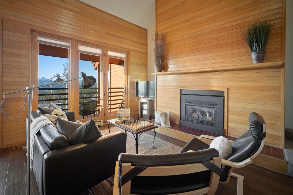 91400 Ryan Gulch Road, Unit 91425 Silverthorne, CO 80498 - Photo 8 of 42 a outdoor living space with furniture