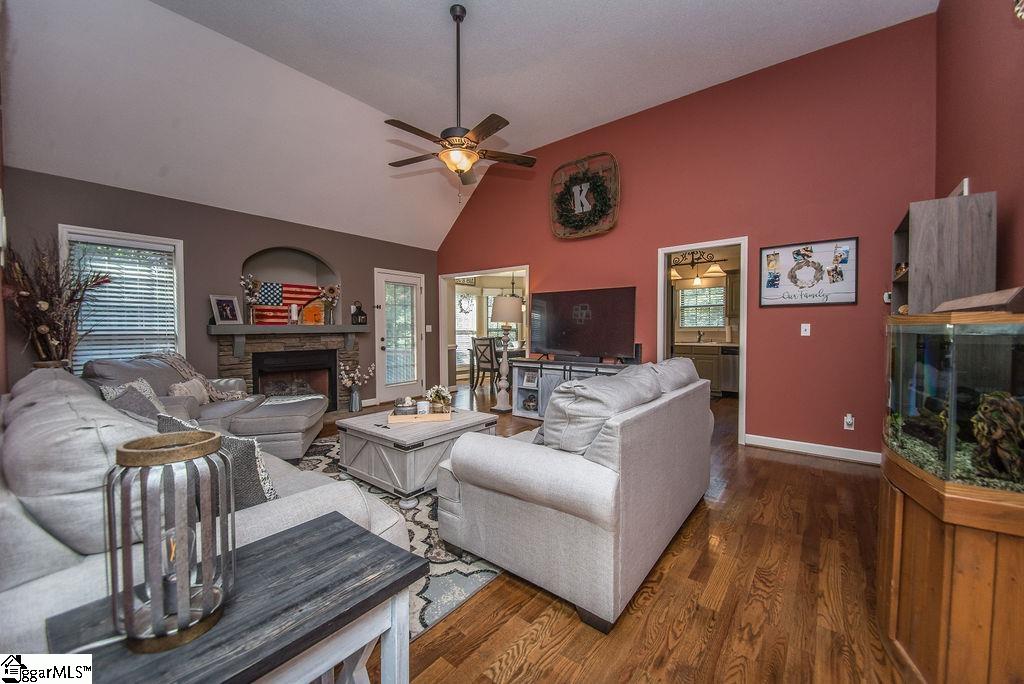 715 Secretariat Drive Boiling Springs, SC 29316 - Photo 10 of 30 Gallery Image 10