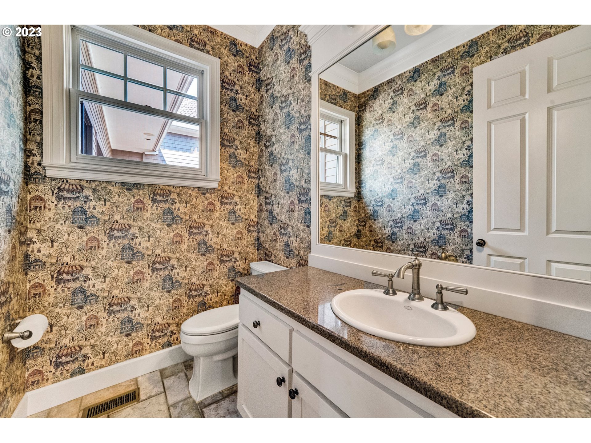 22325 Southwest Stafford Road Tualatin, OR 97062 - Photo 21 of 39 Gallery Image 21