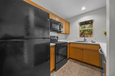 $885,000 | 262 Kahoma Street, Unit 9105, Lahaina, HI 96761
