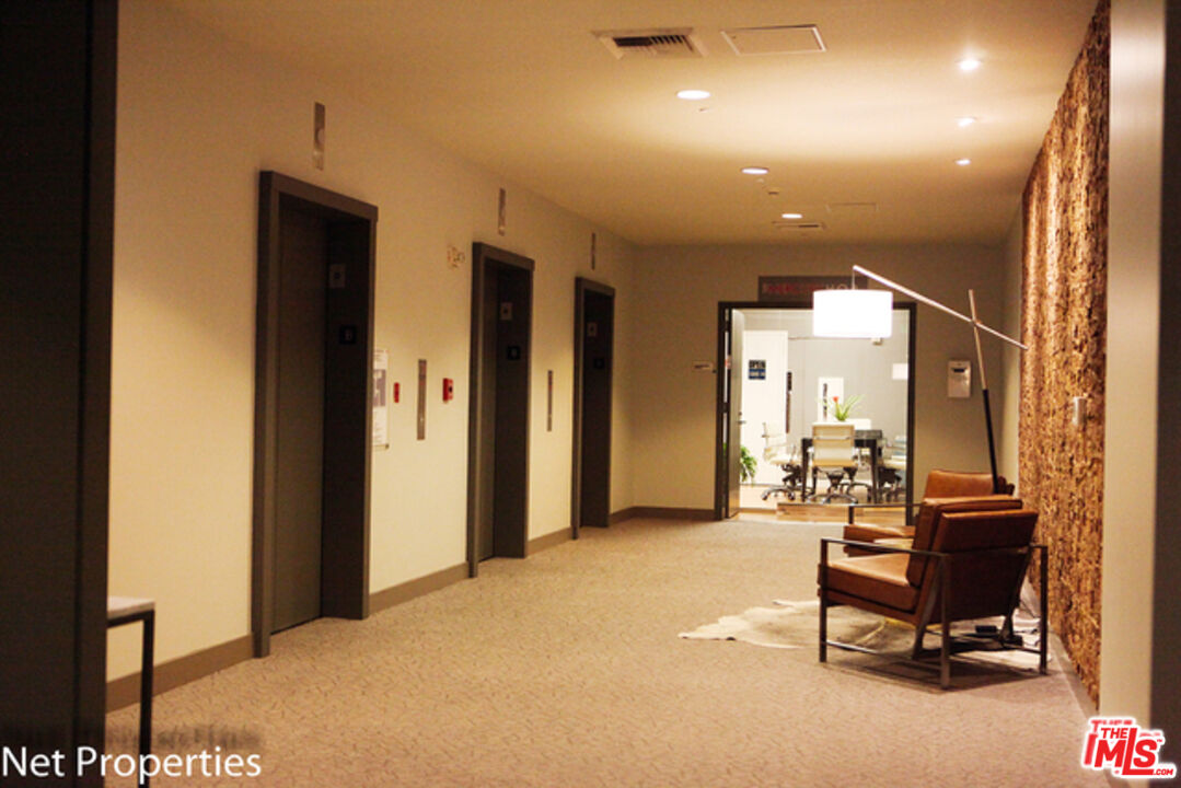 3810 Wilshire Boulevard, Unit 1508 Los Angeles, CA 90010 - Photo 3 of 16