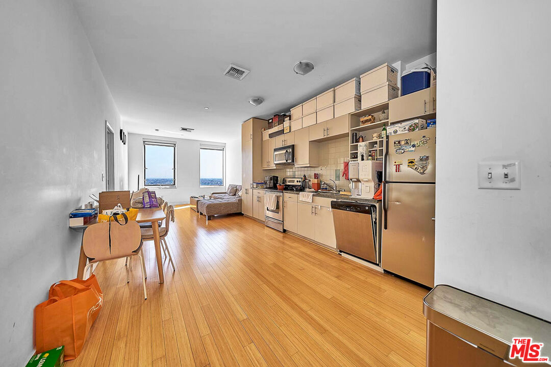 3810 Wilshire Boulevard, Unit 1508 Los Angeles, CA 90010 - Photo 10 of 16