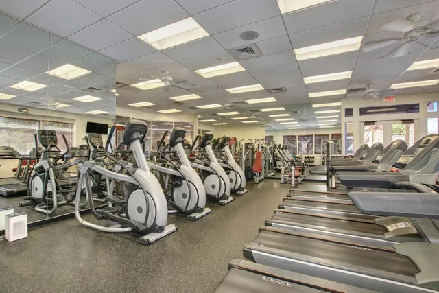 $649,900 | 8221 Peak Forest Way, Elk Grove, CA 95757