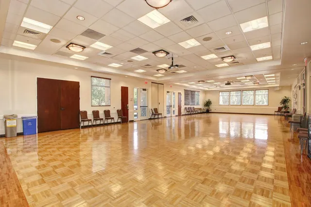 $649,900 | 8221 Peak Forest Way, Elk Grove, CA 95757