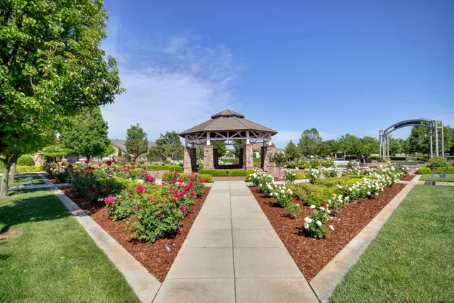 $649,900 | 8221 Peak Forest Way, Elk Grove, CA 95757