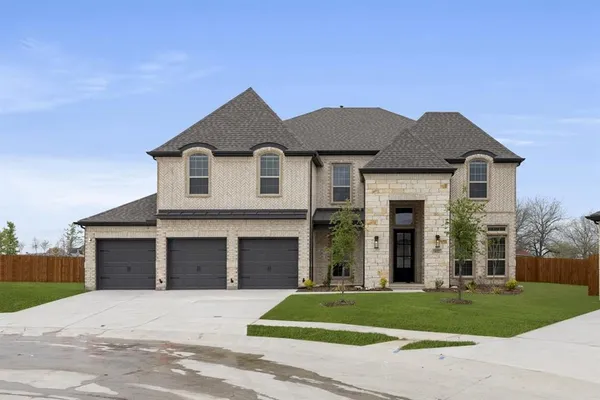 $689,950 | 932 Pilatus Lane, Fate, TX 75087