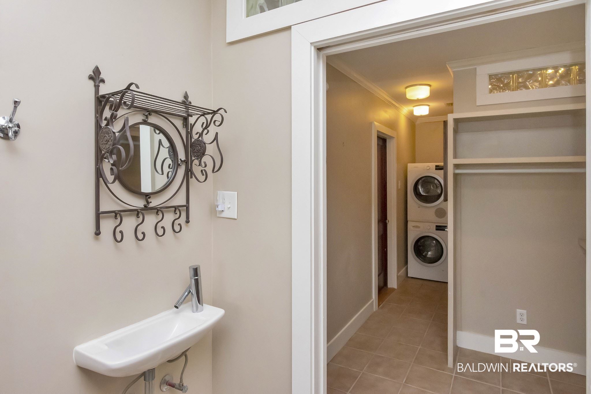 2608 Spring Hill Avenue Mobile, AL 36607 - Photo 25 of 36