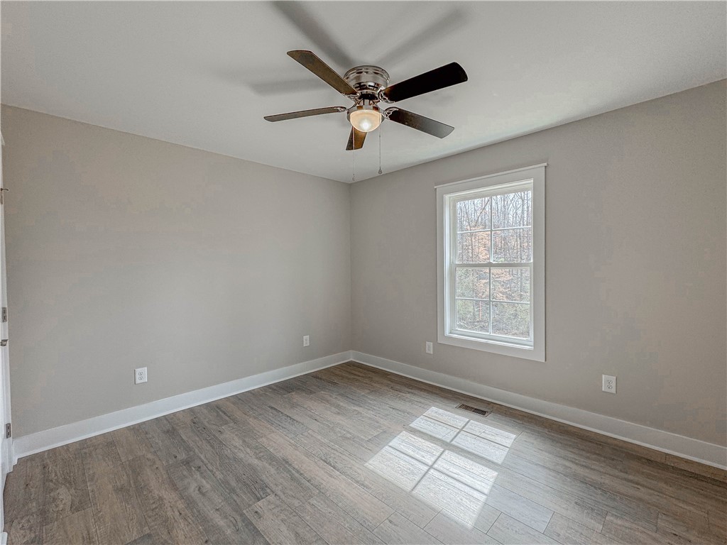 325 Code Circle Seneca, SC 29678 - Photo 21 of 36 Gallery Image 21