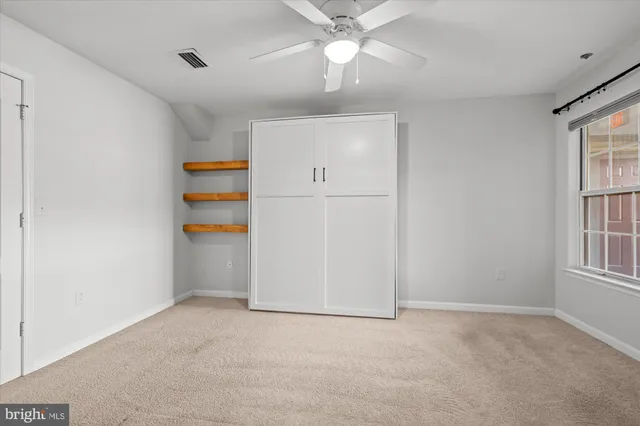 $2,400 | 5600 Willoughby Newton Drive, Unit 12, Centreville, VA 20120